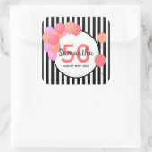 50歳の誕生日バルーンアーチ白い黒ストライプ色 スクエアシール (バッグ)