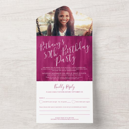 50歳の誕生日パーティーの写真 ルビーレッド オールインワン招待状 (内側)