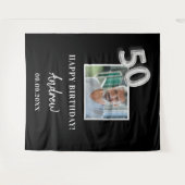 50歳の誕生日パーティーの黒い写真の名前の男性 タペストリー (正面(横))