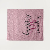 50歳の誕生日パーティー ピンクのグリッターでお祝い どんな年齢でもOK タペストリー (正面(横))