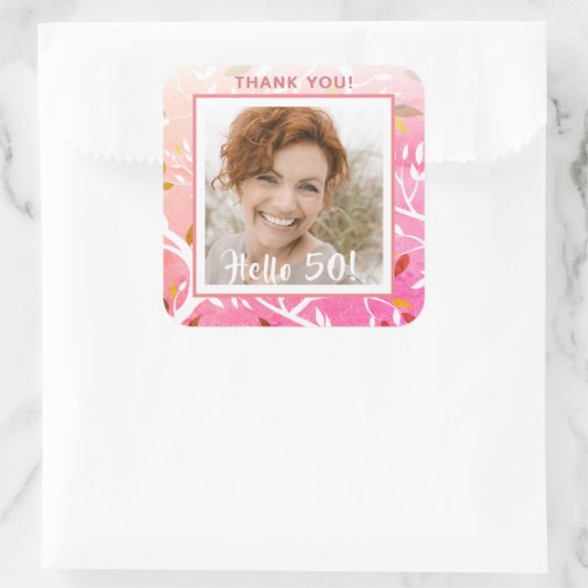 50歳の誕生日ピンクの白い葉の感謝してい写真 スクエアシール (バッグ)