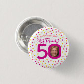 50歳の誕生日フォトピンク黄金色の紙吹雪 缶バッジ (正面&裏面)