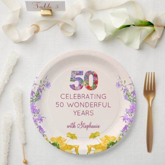 50歳の誕生日フローラモダン50歳のパーティー ペーパープレート (ウェディング)
