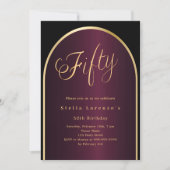 50歳の誕生日ブラックブルゴーニュ金ゴールドアーチスクリプト 招待状 (正面)