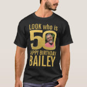 50歳の誕生日ルック50歳のカスタム金ゴールド写真と名前 Tシャツ (正面)