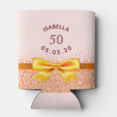 50歳の誕生日赤面ピンクの金ゴールドボウ名 缶クーラー (裏面)