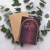 50歳の誕生日 バーガンディ ゴールド アーチ スクリプト エレガント 招待状