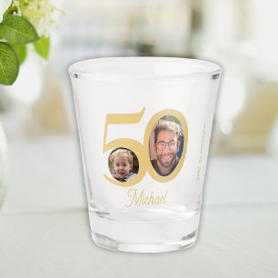 50歳の誕生日 モダン おもしろ ゴールドの装飾文字 名前 2枚の写真 ショットグラス