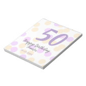 50歳の誕生日 名前 日付 紫 オレンジ ドット ノートパッド (回転)