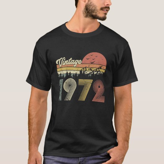 50歳ヴィンテージ1972レトロ50日目パーティー Tシャツ (正面)