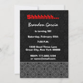 50番目のサプライズ誕生日白黒レッドY328 招待状 (裏面)