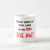 50私をかんで下さい! コーヒーマグカップ (中央)