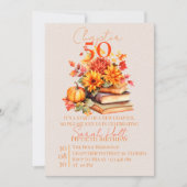 50章の誕生日を祝う積まれた本とカボチャの秋のデザイン 招待状 (正面)