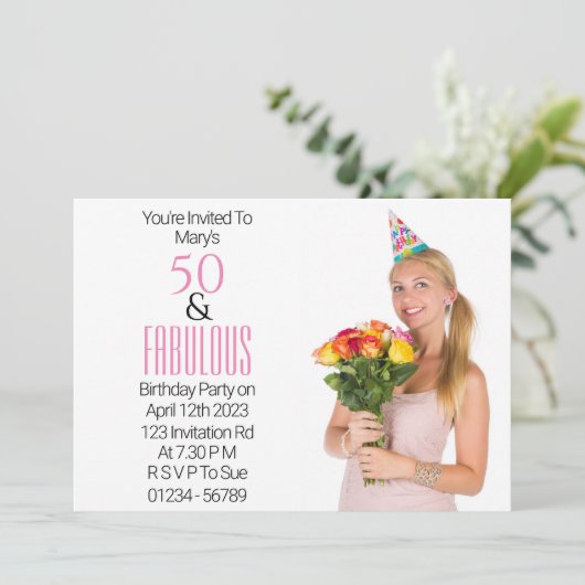 50素晴らしい誕生日ピンクブラック文字 招待状 (スタンド正面)