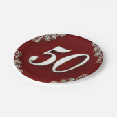 50誕生日またはアニバーサリーガルシルバーアンドレッド ペーパープレート (アングル)