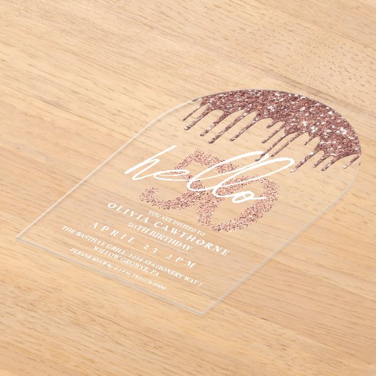 50誕生日ルクスバラピンクアクリル アクリル招待状 (レイダウン)