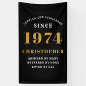 50誕生日1974生まれ名を追加黒い金ゴールド 横断幕 (縦)