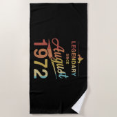 50誕生日50歳生まれ1972威厳があるギフト。 ビーチタオル (正面)