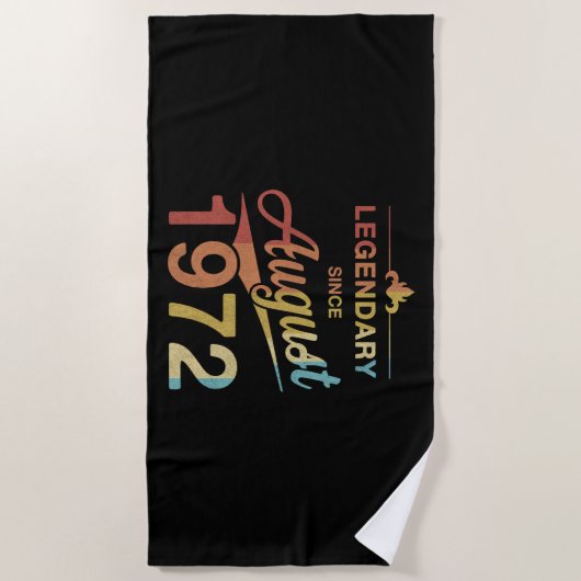 50誕生日50歳生まれ1972威厳があるギフト。 ビーチタオル (正面)