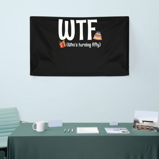 50誕生日WTF、50歳に 横断幕 (トレードショー)