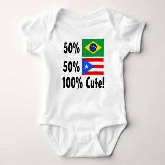 50%のブラジル人50%のプエルトリコ人かわいい100% ベビーボディスーツ