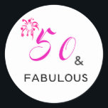 50 & FABULOUS 50th Birthday Party Round Sticker ラウンドシール<br><div class="desc">この"50 & FABULOUS"誕生日ステッカーは、あなたの招待状素晴らし、パーティーの好意またはあなたの家族や友人に送るギフトに追加される。「50&FABULOUS」という言葉はタイポグラフィを使って設定され人気があるている。ホットピンクとブラックの文字は、編集(EDIT)メニューを使用して変更できる。</div>