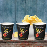 50 Rocks クール Guitar 50th Birthday Party 紙コップ<br><div class="desc">50ロッ祝ク50thバースデーパーティーのブラック紙カップとロックとロールのスタイルで彼は50回を回すパーソナライズされた。簡単を使用してテンプレートを追加できるように誕生日セレブ名、理想的な黒と金ゴールドの色のテーマとライブ音楽夕べ。あなたのロックスターの夫、ボーイフレンド、パパ、友人のマイルストーンの誕生日のためかどうか赤いピックガードのイラストレーションと炎の電気ギタークール、音楽ノートと金ゴールドタイポグラフィのスクリプトは真のロックのスタイルで彼らモダンに祝。ロックンロール50th誕生日パーティー50ロックスコレクションをチェックして一致するパーティー供給。ミュージシャン、ギタープレーヤー、ライブ音楽愛好家がこのトレンディーミュージカルテーマを愛する。オリジナルのアートワークby artist Catherine Sweetman</div>