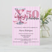 50 y Fabulosa ピンクマティーニ スペイン語 50歳の誕生日 招待状 (スタンド正面)
