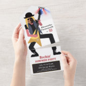50Mens 🎸🤣ロックスター誕生日ギターファンキーおもしろい オールインワン招待状 (貼ってはがせる)