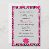 50thバースデーパーティー明るい赤紫色ピンクブラックダマスク 招待状 (裏面)