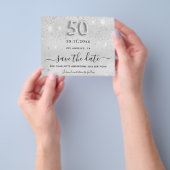 50th誕生日シルバーグリッター予算の日付を保存 チラシ (手)
