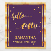 50th誕生日パープル金ゴールドhello 50ネームスクリプト ワインラベル (シングルラベル)