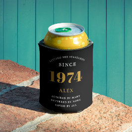 50th誕生日名1974ブラック金ゴールドシック 缶クーラー