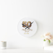 50th birthday add name date year gold floral bold  ラウンド壁時計 (ホーム)