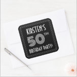 50th Birthday Party:アールデコスタイルと名前をカスタムする スクエアシール<br><div class="desc">この豪華な50の誕生祝い/パーティースクエアのシールパーソナライズされたデザインは、名前、複雑なデコのルックインスパイアス「50th」、メッセージ「BIRTHDAY PARTY!」、およびラインから成るパターンを備えている。背景はデフォルトでは黒で表示されるが、好カスタマイズみの色にも色を付け違うることがもしできる。誕生日スタイリッシュをテーマにしたシールは、誰かの50歳の誕生日のお祝いのパーティーで使用または配布されるか、またはそのようなイベントのために招待状を準備したり贈り物を包む際に使用されるかもしれない。[～Z0000617]</div>