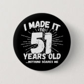 51歳の皮肉ミームおもしろい51誕生日 缶バッジ (正面)