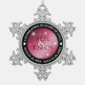 52エレガントnd Star Rubyの結婚記念日 スノーフレークピューターオーナメント (正面)