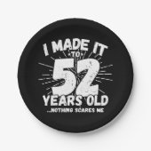 52歳皮肉ミームおもしろい52誕生日 ペーパープレート (正面)