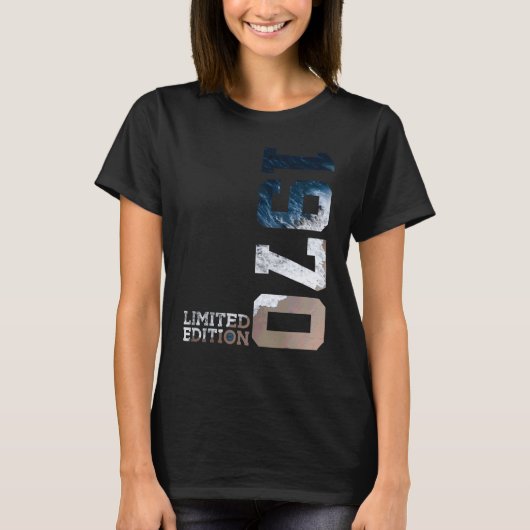 52歳52番目の誕生日1970 Tシャツ (正面)