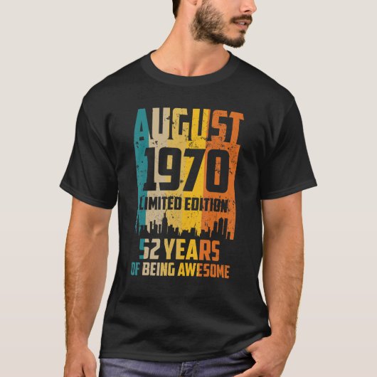 52誕生日1970 V素晴らし以威厳がある降52年 Tシャツ (正面)