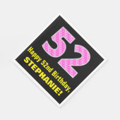 52誕生日:ピンクストライプのハート「52」 +名前 スタンダードランチョンナプキン (角)