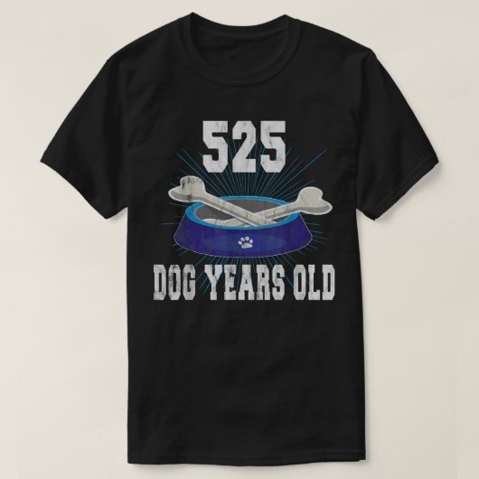 525犬年75おもしろい歳の犬用誕生日ティー Tシャツ (デザイン正面)