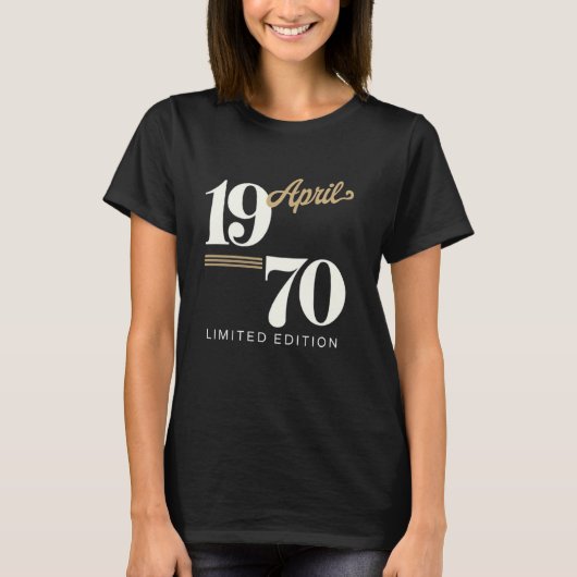 55歳レトロクラシック1970生まれ年4月限定 Tシャツ (正面)
