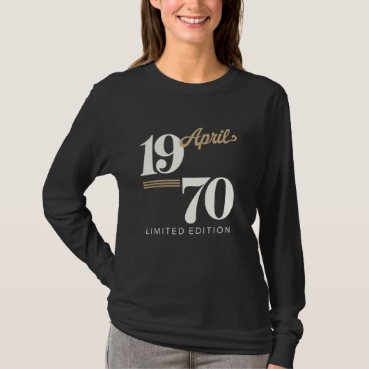 55歳レトロクラシック1970生まれ年4月限定 Tシャツ (正面)