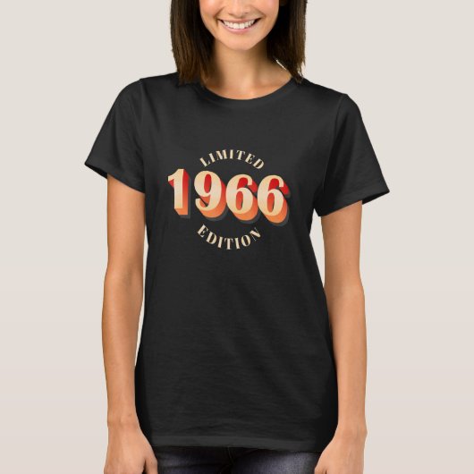 56歳の誕生日 女性・男性 ゲストブック 56年 1966年 Tシャツ (正面)