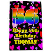 56誕生日：愛するハートパターン、虹# 56 ミディアムペーパーバッグ (正面)