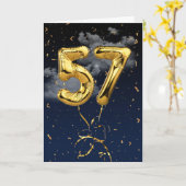 57歳の誕生日ゴールドマイラーバルーンと紙吹雪カード カード (黄色い花)