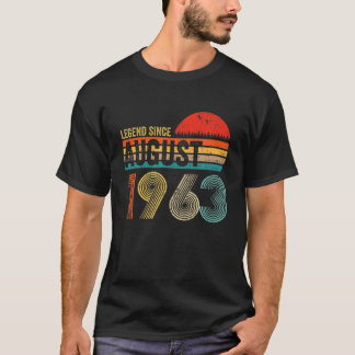 58歳のレトロ誕生日ギフト伝説8月から Tシャツ