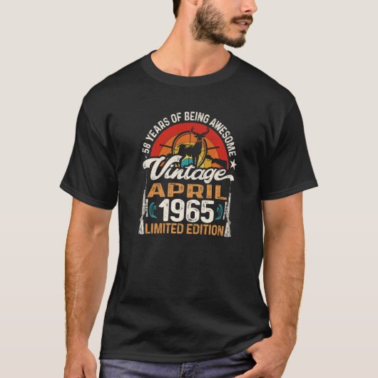 58歳の鹿狩りハンターズ1965年4月58日B Tシャツ (正面)