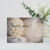 5882 – ブーケ、リングや輪、ベール、クロス付き サンキューカード (スタンド正面)